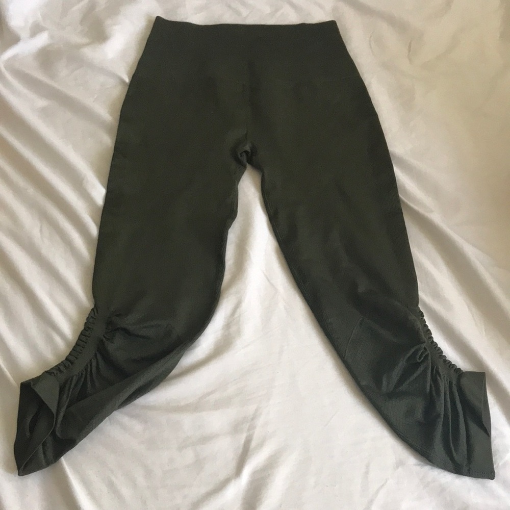 Fashion Nova leggings